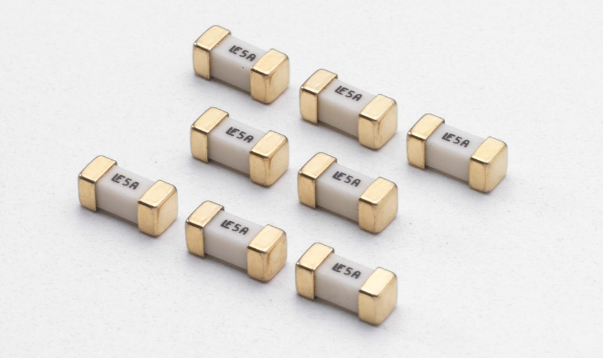 淺析Littelfuse力特0451005.MRL的保護速度和規格性能